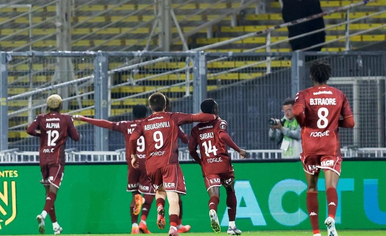 爱游戏-亚冠倒计时，拉齐奥转会期调整名单，细节引发关注，赛场秩序良好，赛程密集仍需轮换的简单介绍