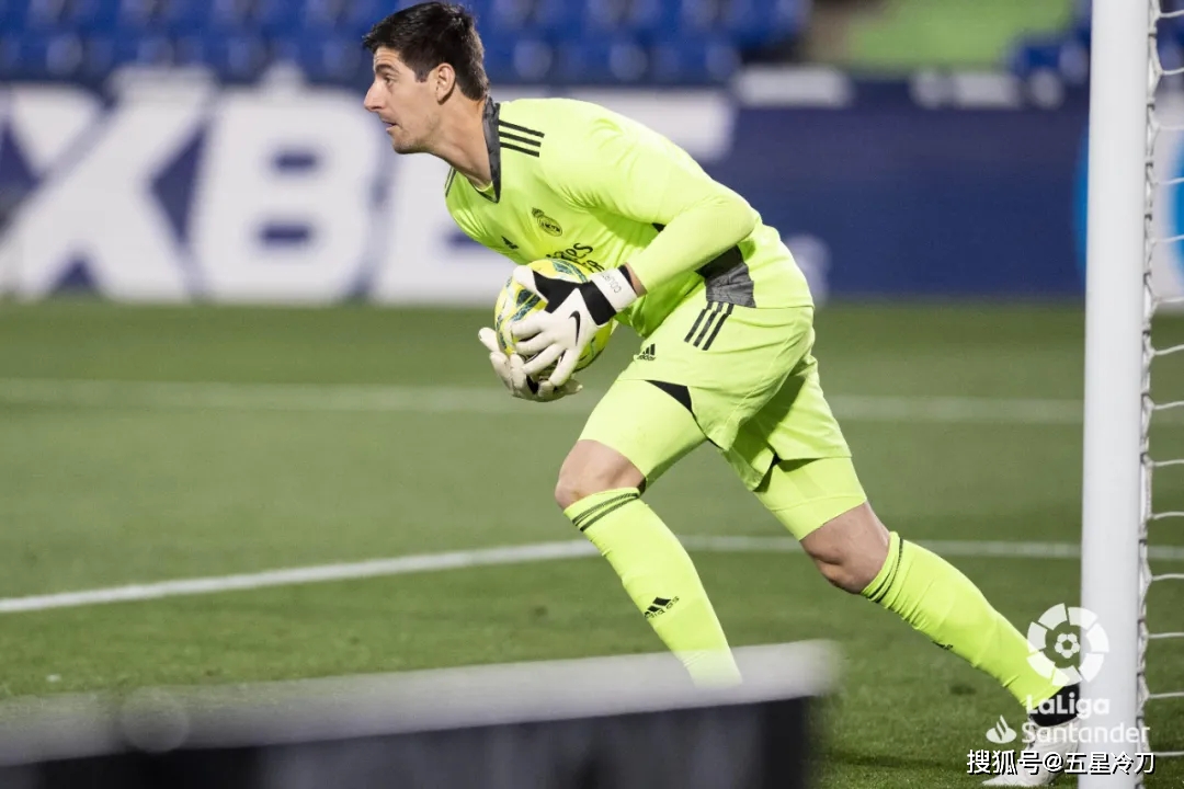 爱游戏中国-赛后西甲传出新动向，阿贾克斯强势反弹，管理层表态——气氛紧张，控场能力受关注的简单介绍